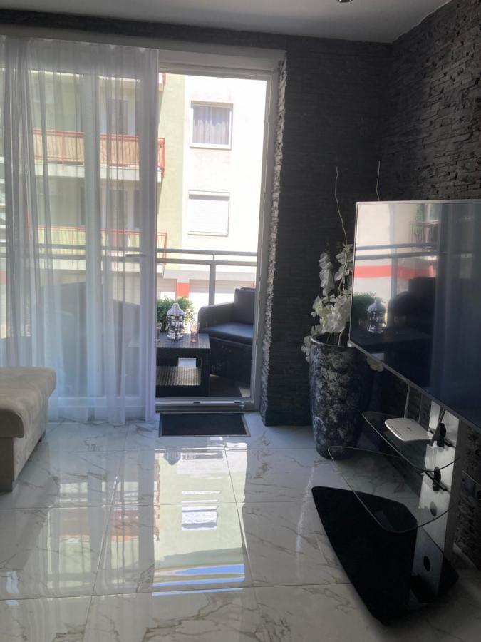 Swiss Luxury Apartment Mosonmagyaróvár المظهر الخارجي الصورة