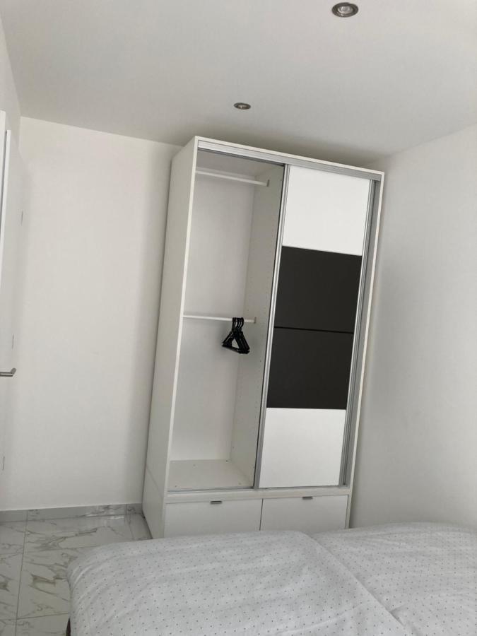 Swiss Luxury Apartment Mosonmagyaróvár المظهر الخارجي الصورة